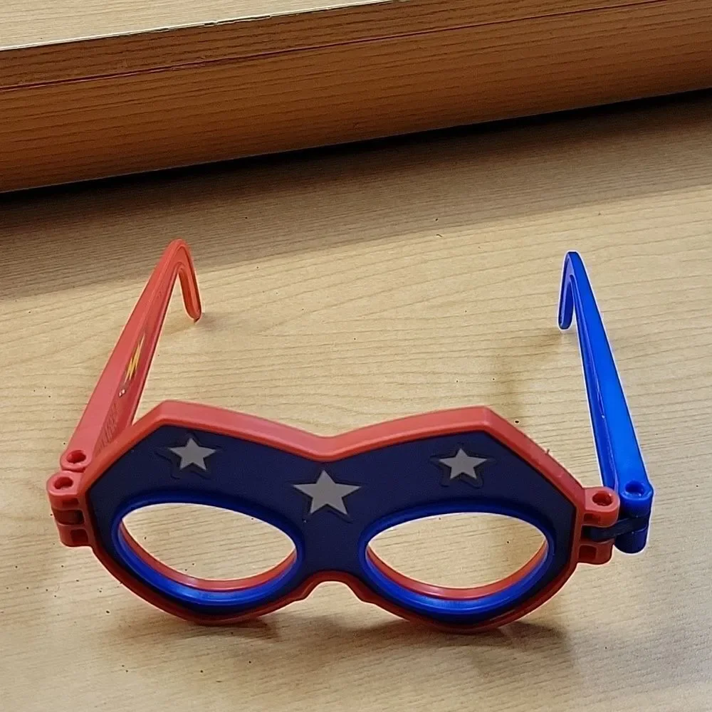 Towsleys shirt and pants with reversible super Hero glasses‎